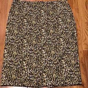 NWOT J CREW PENCIL SKIRT SIZE 10